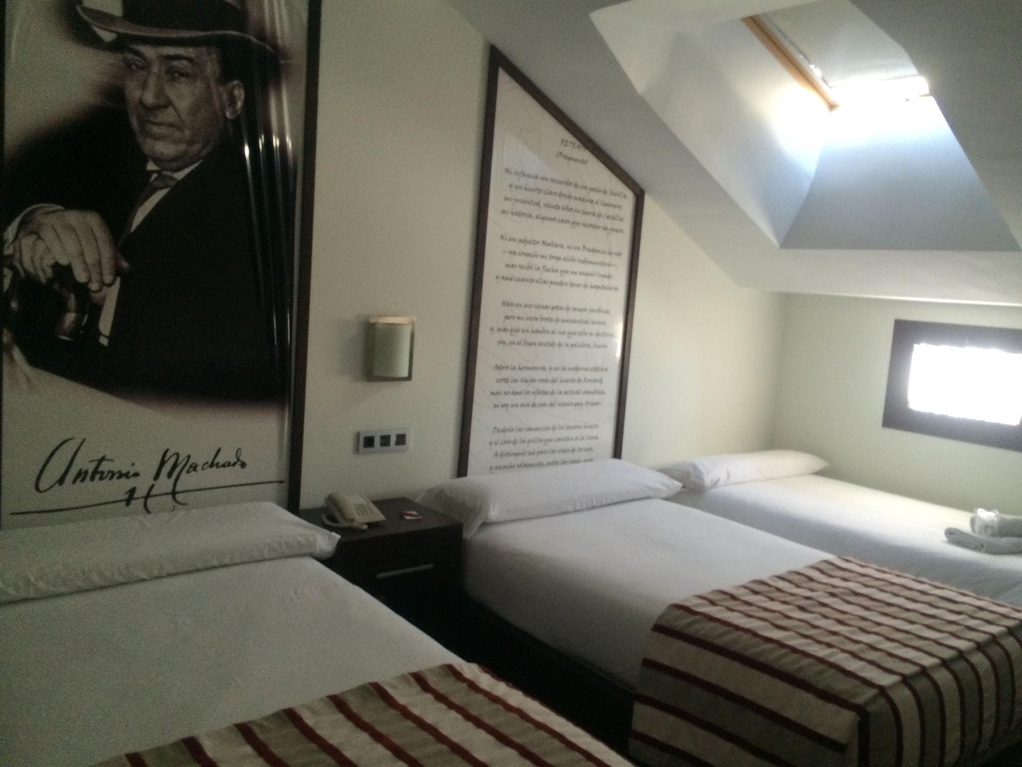 Hostal Aznaitin Baeza Exteriér fotografie