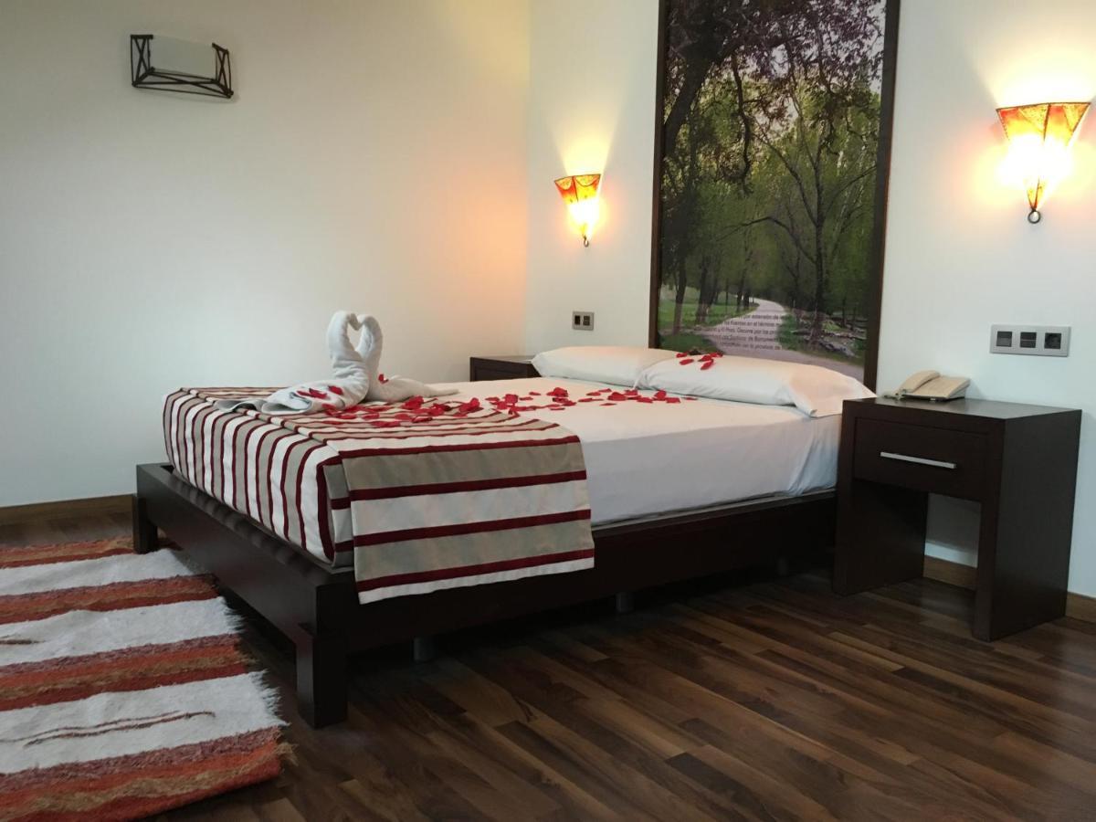 Hostal Aznaitin Baeza Exteriér fotografie