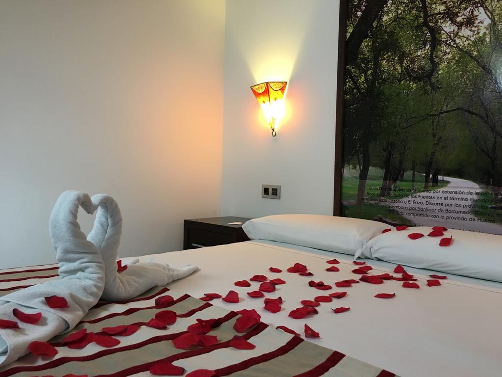 Hostal Aznaitin Baeza Exteriér fotografie
