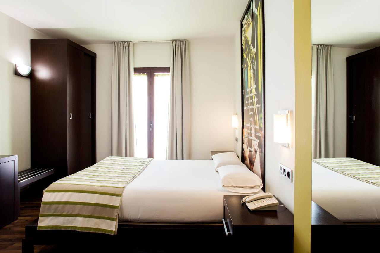 Hostal Aznaitin Baeza Exteriér fotografie