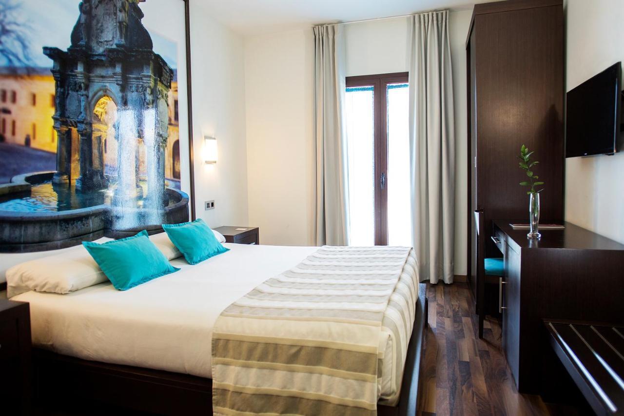Hostal Aznaitin Baeza Exteriér fotografie